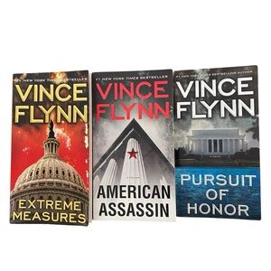 Vince Flynn Paperback Lot American Assassin Extreme Measures Pursuit Honor